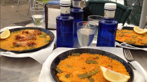 First meal in Valencia... paella!